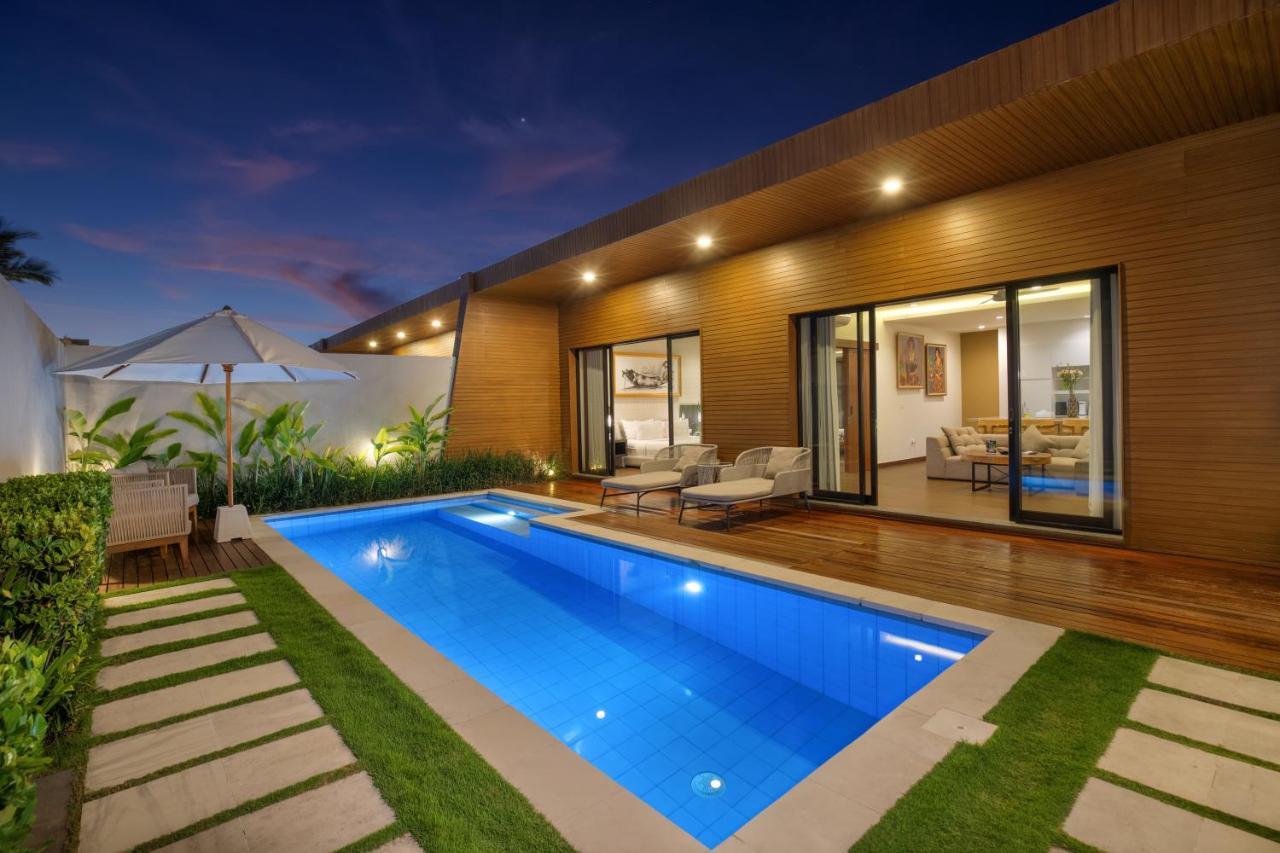 The Claremont Luxury Villas Seminyak  Exterior photo